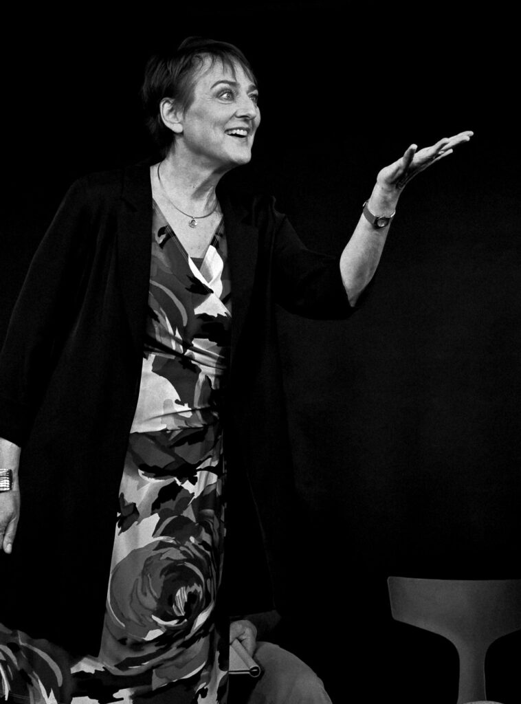 Kathrin Zeidler in "GLÜCK..."