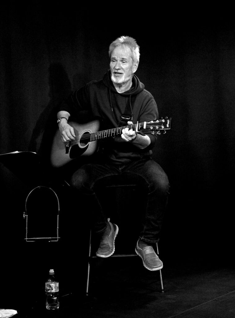 Pater Schaaf in "GLÜCK..."